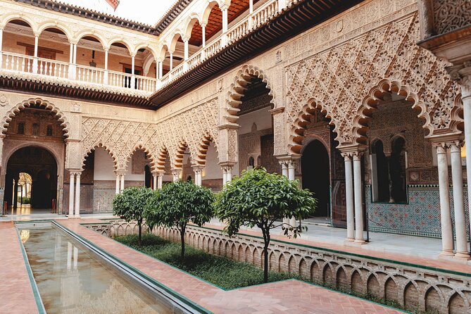 VIP Guided Seville Alcazar Pre-Opening, Cathedral & Old Town - Why VIP Real Alcázar access at 8:30 is the real flex