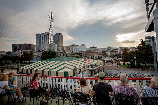 VIP Jazz Dinner Cruise with Private Tour and Open Bar Option - Mississippi at Dusk: The Views Are the Whole Point