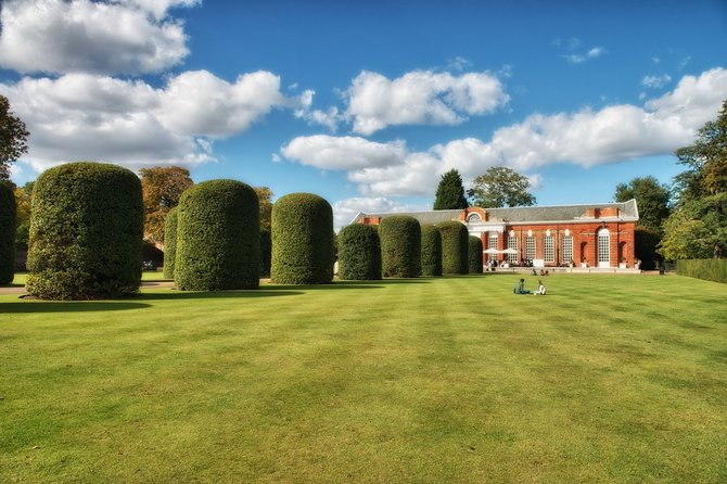 VIP Kensington Palace Gardens Tour & Royal Tea Crown Experience - Who Should Book This VIP Kensington Palace Gardens Tour