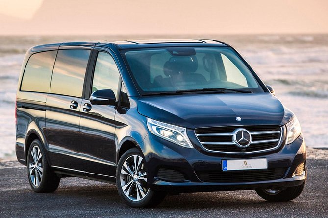 VIP Limo Transfers From & To Santorini Airport - Flight monitoring and delays: why timing matters more than the ride length