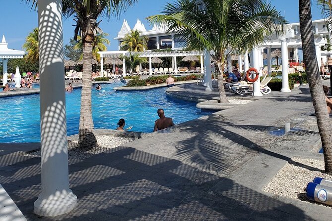 VIP Luxury Montego Bay Airport Transfer to Montego Bay/ Falmouth - “Can We Stop?” Quick Snacks, Supplies, and Photo Breaks