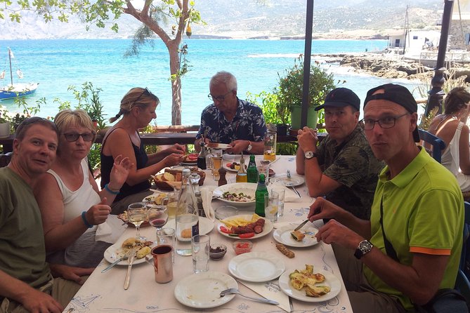 VIP Luxury Private Tour - Full Day - 4x4 Excursion with LandRover - Private 6-seat Land Rover and door-to-door pickup