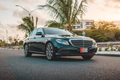 VIP Luxury Sedan Airport Transfer - Departure Day: Beat the Clock With a 3-Hour Buffer