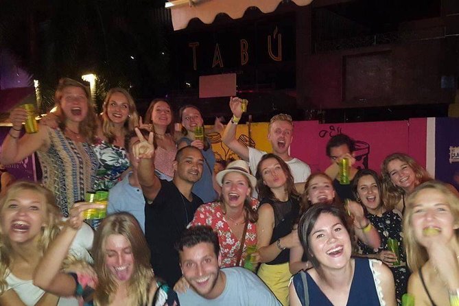VIP Nightclub Tour in Playa del Carmen - The early buzz: your guide, your group, and the first drinks