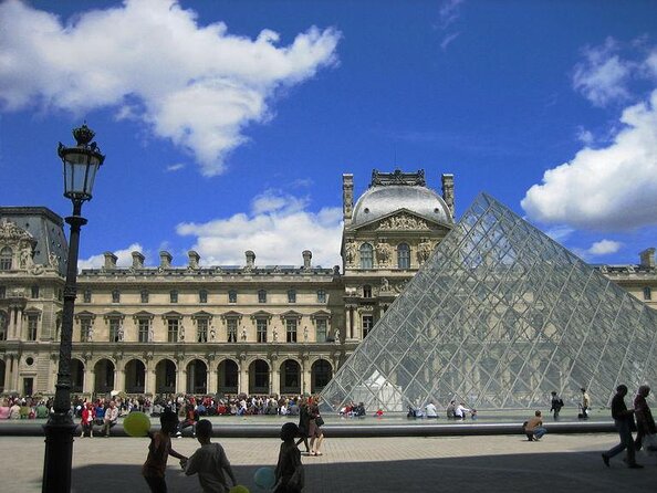 VIP Paris in a Day: Montmartre, Louvre, Île de la Cité, Cruise - Quick takeaways
