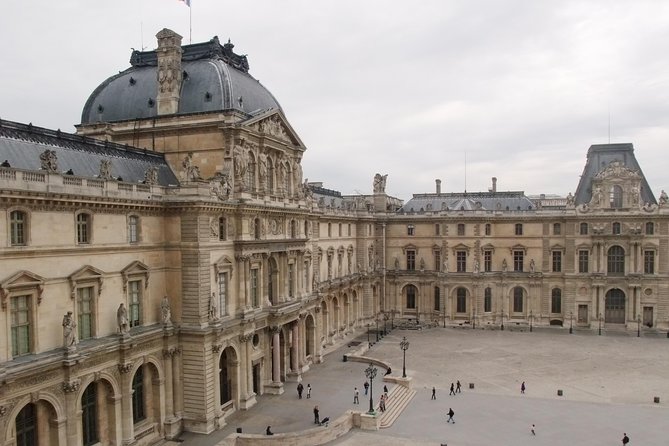 VIP Paris in a Day: Montmartre, Louvre, Île de la Cité, Cruise - The Louvre With Timed Entry: Highlights That Don’t Require a Map