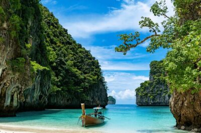 VIP Private Boat to Phi Phi Island: Snorkeling + Land Tour - Snorkeling with Turtles: Gear Included and What to Pack