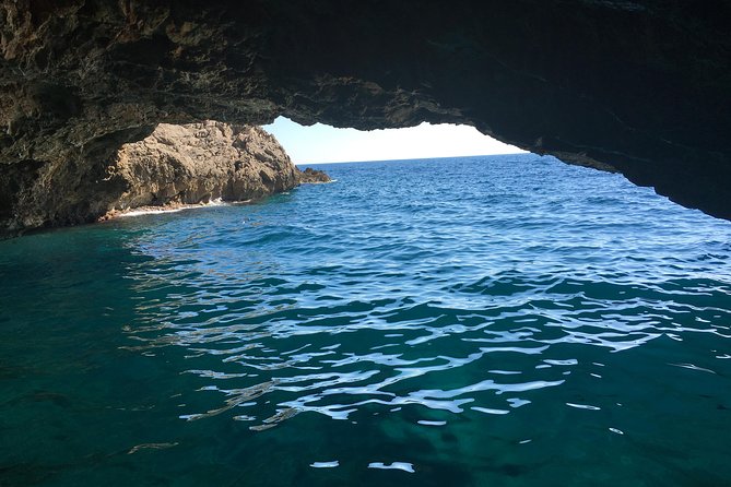 VIP Private Charter: Blue Cave & Lady of the Rocks (Flexible) - How windy, bumpy, and chilly is it really?