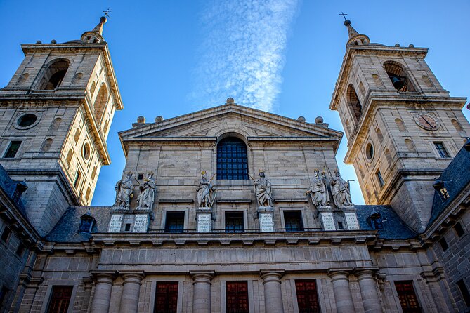 VIP PRIVATE: EL Escorial Monastery & Palace complete experience - Entering the Basilica of San Lawrence: Spanish Renaissance in full scale
