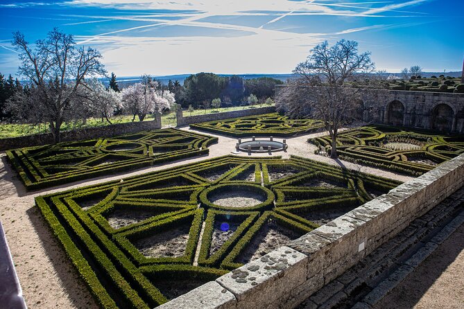 VIP PRIVATE: EL Escorial Monastery & Palace complete experience - Trade Houses (Lonja) and the Guadarrama views from above