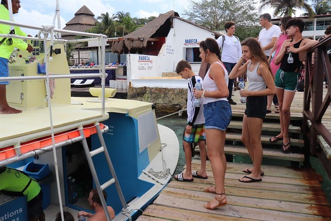 VIP Private Glass Bottom Boat and Snorkeling, 3 Reefs in Cozumel - A glass-bottom plan that starts near the cruise zone