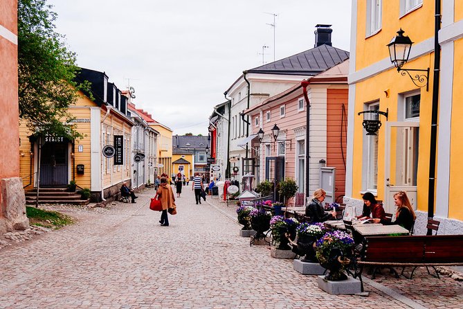 VIP Private Half-Day Trip to Medieval Porvoo from Helsinki - Porvoo Cathedral: a short, meaningful stop with free entry