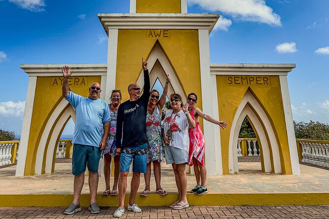 VIP Private Highlight Tour – North & South - 1000 Steps and Seru Largu: quick climbs for big ocean views