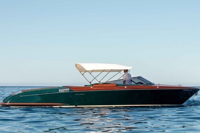VIP Private Luxury Boat Tour - Riva Aquariva Yacht Venice - Murano glassmaking: seeing art in action, not just browsing