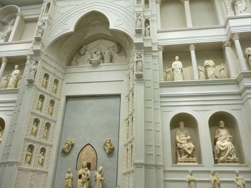 VIP Private Tour Florence Cathedral Dome & Monuments - Clothing, bags, and on-the-ground tips that keep you moving