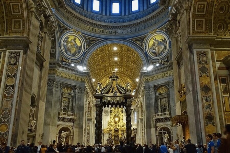 VIP Private Tour: Vatican Museums, Sistine Chapel - Greek and Roman originals plus popes’ apartments: why the guide route helps