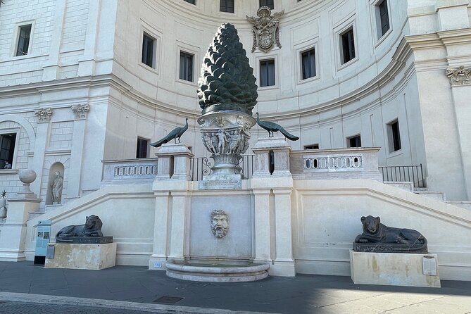 VIP semi-private Vatican Museum and Sistine Chapel Tour - Meeting at B&B The Right Place and ending at the Sistine Chapel