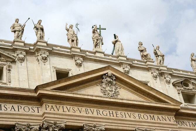 VIP Skip-the-Line Guided Tour: Sistine Chapel & Vatican Museums - The big advantage: headsets and a small group in the Vatican crush