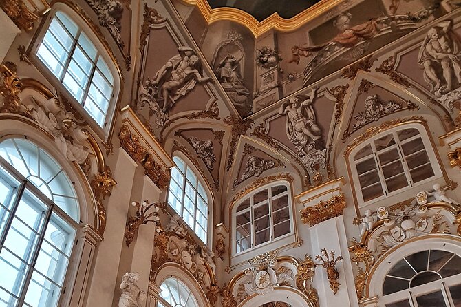 VIP Skip-the-Line Guided Tour: Sistine Chapel & Vatican Museums - Where the tour starts and how long it really takes