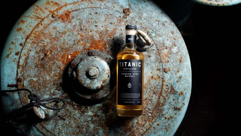 VIP Skip-the Line Titanic Museum and Whiskey Tasting Tour - Titanic Dock and Pump House: Photo Stops With Real Meaning