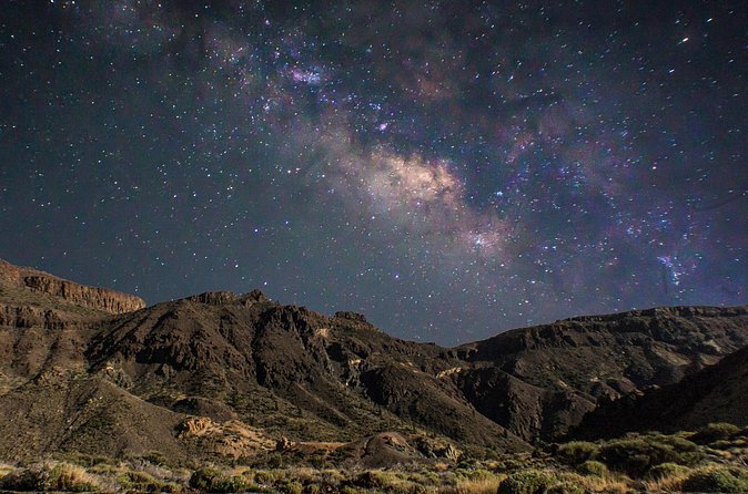VIP Sunset & Stargazing experience - Warm coats, cold night reality, and how to dress like a pro