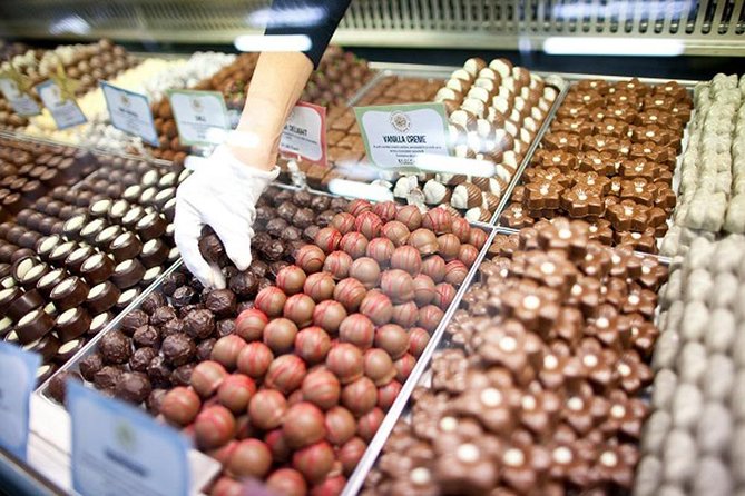 VIP Swan Valley Wine Tour - Premium Small Group Wine & Gourmet Experience - Sweet Finish at Margaret River Chocolate Company – Swan Valley