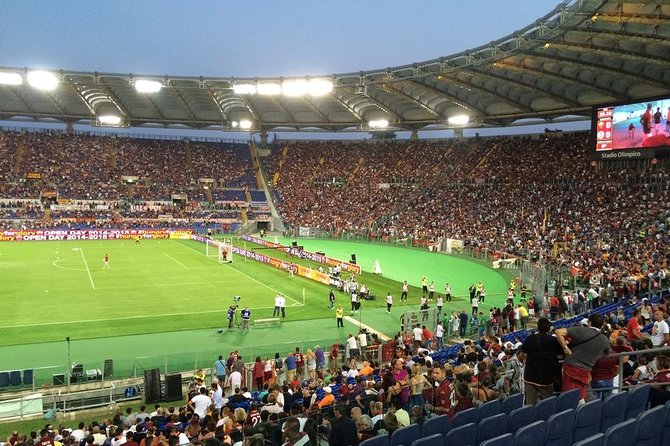 VIP Tickets and Seats to AS ROMA game with Gourmet Buffet and Open Bar - Open bar before and during the match: the upgrade you actually feel