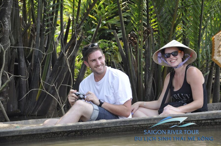 VIP Tour Authentic Mekong Delta & Local pagoda by SpeedBoat - Don Ca Tai Tu folk music, sticky rice, and the sounds of work