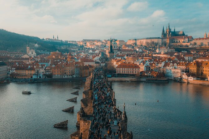 VIP Tour: Professional photos - You and Prague Best Monuments - Prague Castle Portraits: A Big-Backdrop Start