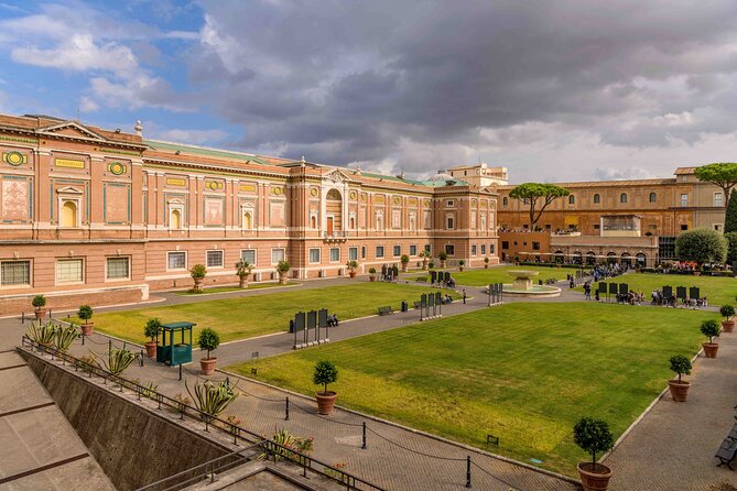Vip Vatican Early Entry with special access to the Sistine Chapel - Stop 1: Vatican Museums (90 minutes of “early bird” time)
