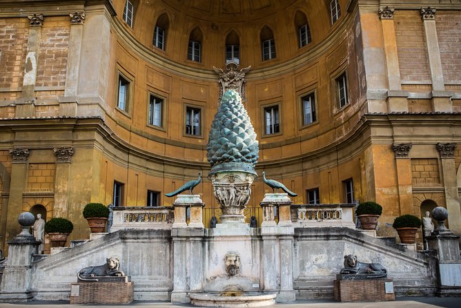 VIP Vatican, Sistine Chapel & St. Peter's Basilica Guided Tour - Choosing a guide: when the right personality matters