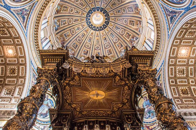 VIP Vatican Small Group Tour: Experience Art and History - Stanza di Raffaello: Raphael’s rooms and what Julius II wanted