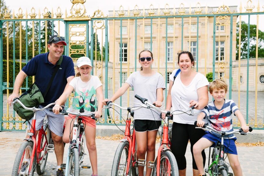 VIP Versailles Bike Tour & Kings Apartment Tour - Where the day ends: gardens time or train back to Paris