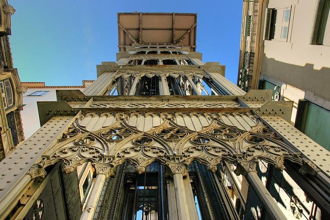 VIP-walking-Tour - Lisbon with your private - in German - Meeting Thomas: hotel pickup, fast start, and easy communication