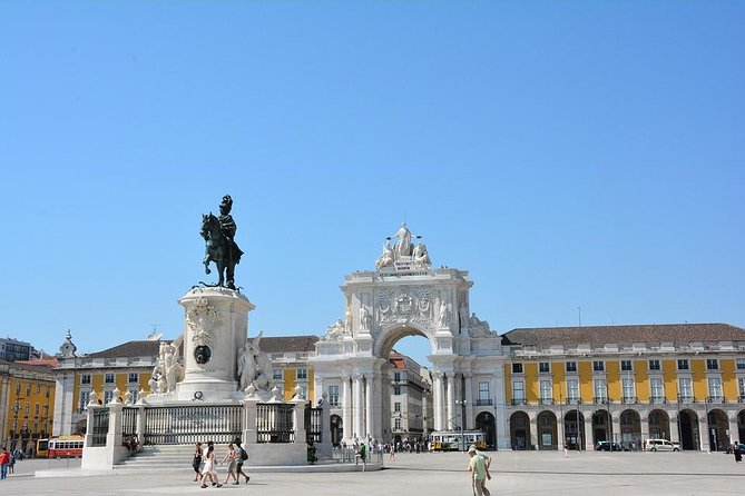 VIP-walking-Tour - Lisbon with your private - in German - Language and comfort: German guidance that makes questions easy