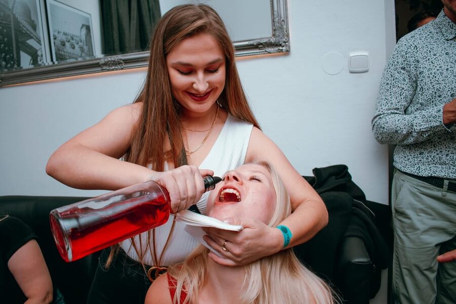 Wroclaw: Pub Crawl with Unlimited Drinks and VIP Club Entry - Unlimited Drinks First Hour: Real Value, Real Pace
