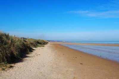 WW2 VIP landing beaches tour - half day - Omaha Beach section: Pointe-du-Hoc battery, cliff-top combat, and Bloody Omaha