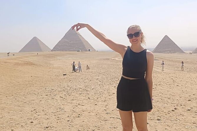 Your VIP Giza Tour: Pyramids, Camels & Authentic Egyptian food - Egyptian food stop: koshari breakfast and a real taste of Cairo
