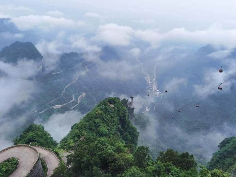 Zhangjiajie: National Forest Park 1-Day VIP Private Tour - Yuanjiajie: first big views and why going early helps